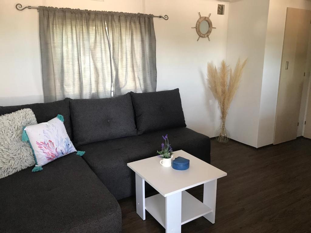 Mobile Home Tomic Tisno Esterno foto