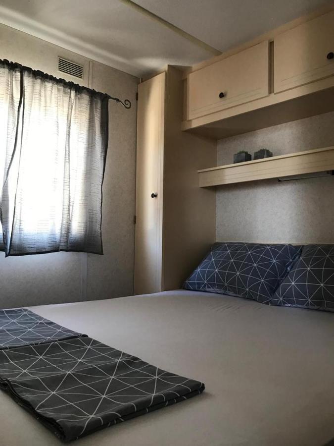 Mobile Home Tomic Tisno Esterno foto